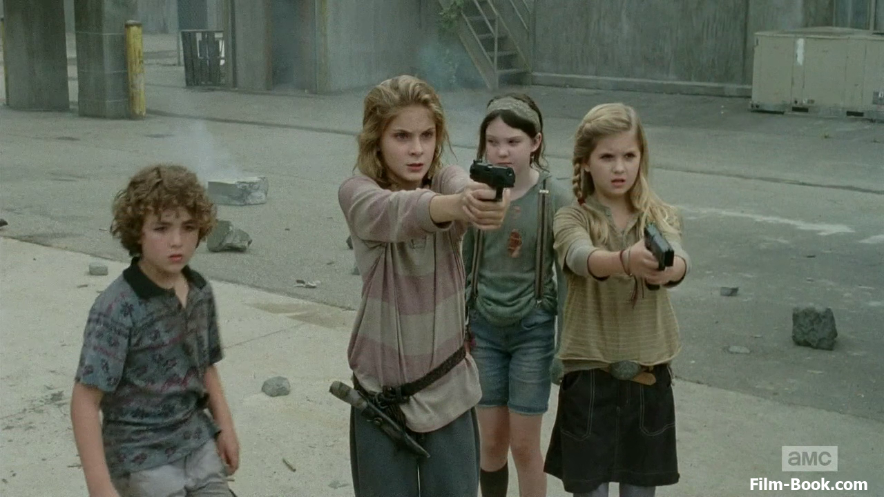The Walking Dead" Youngster Possessed By 'June' - Bloody Disgusting