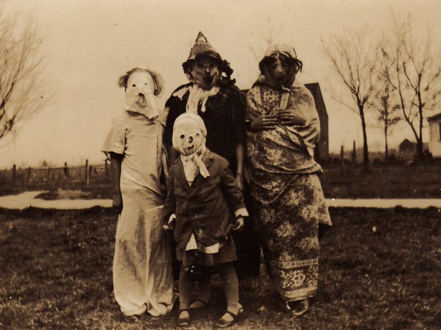 Vintage deals halloween costumes