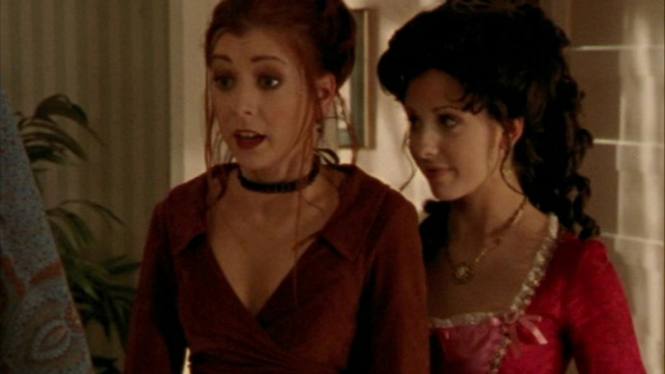 Flashback Friday: A "Buffy the Vampire Slayer" Halloween! - Bloody  Disgusting