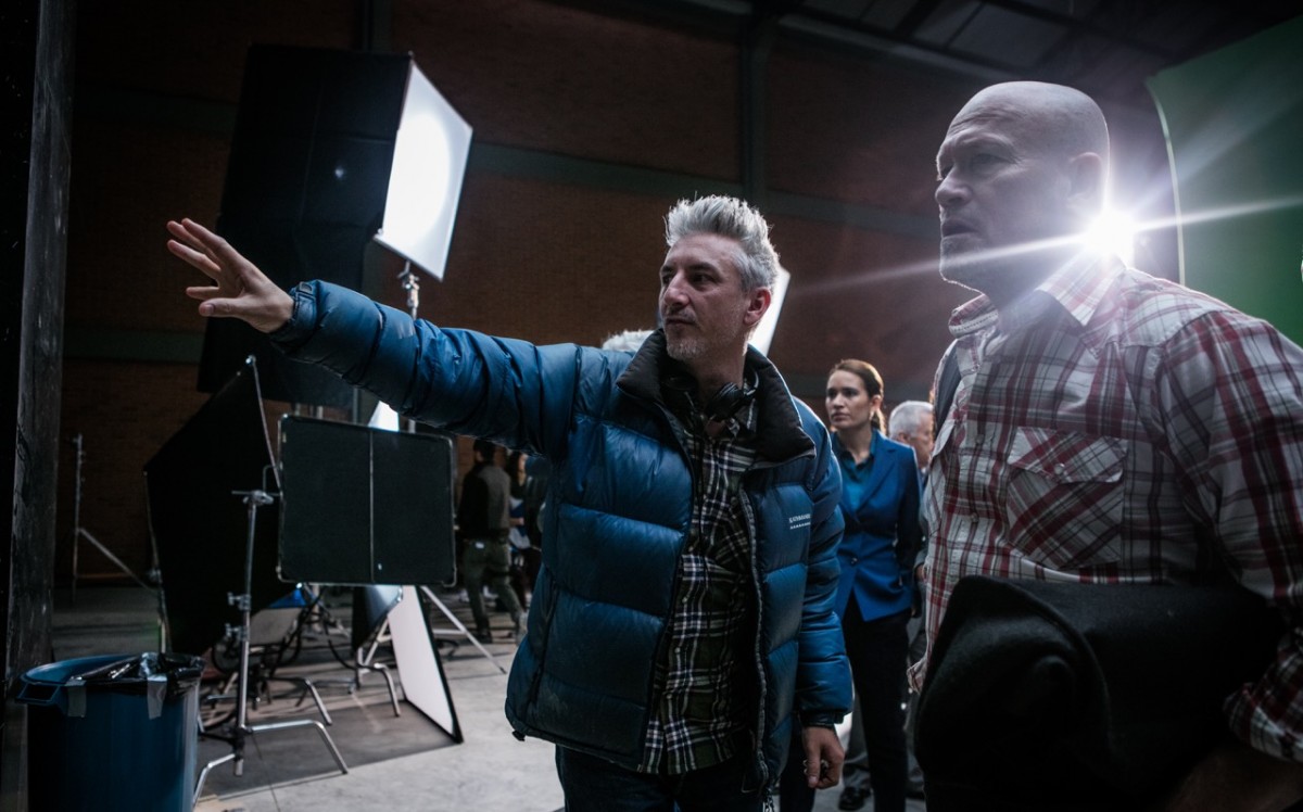 Greg McLean (L) and Michael Rooker on the set of The Belko Experiment (Photo credit: Hector Alvarez)