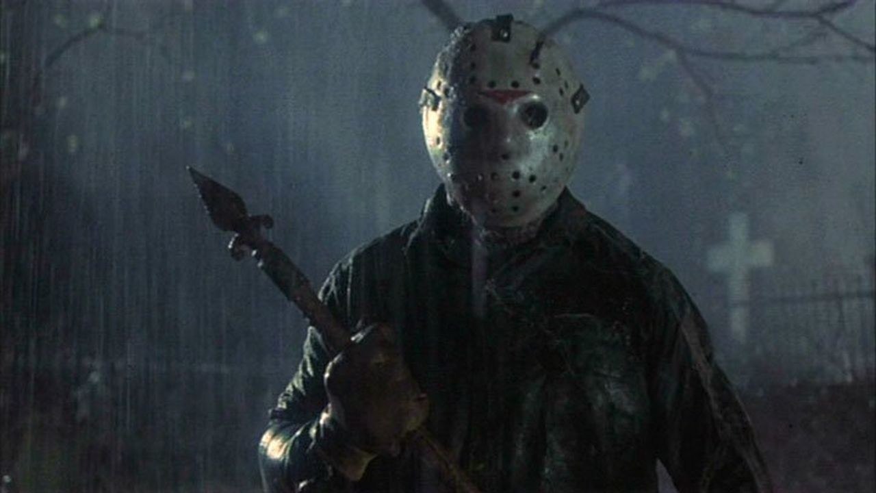 Friday the 13th' (1980) Vs. 'Friday the 13th' (2009) - Bloody