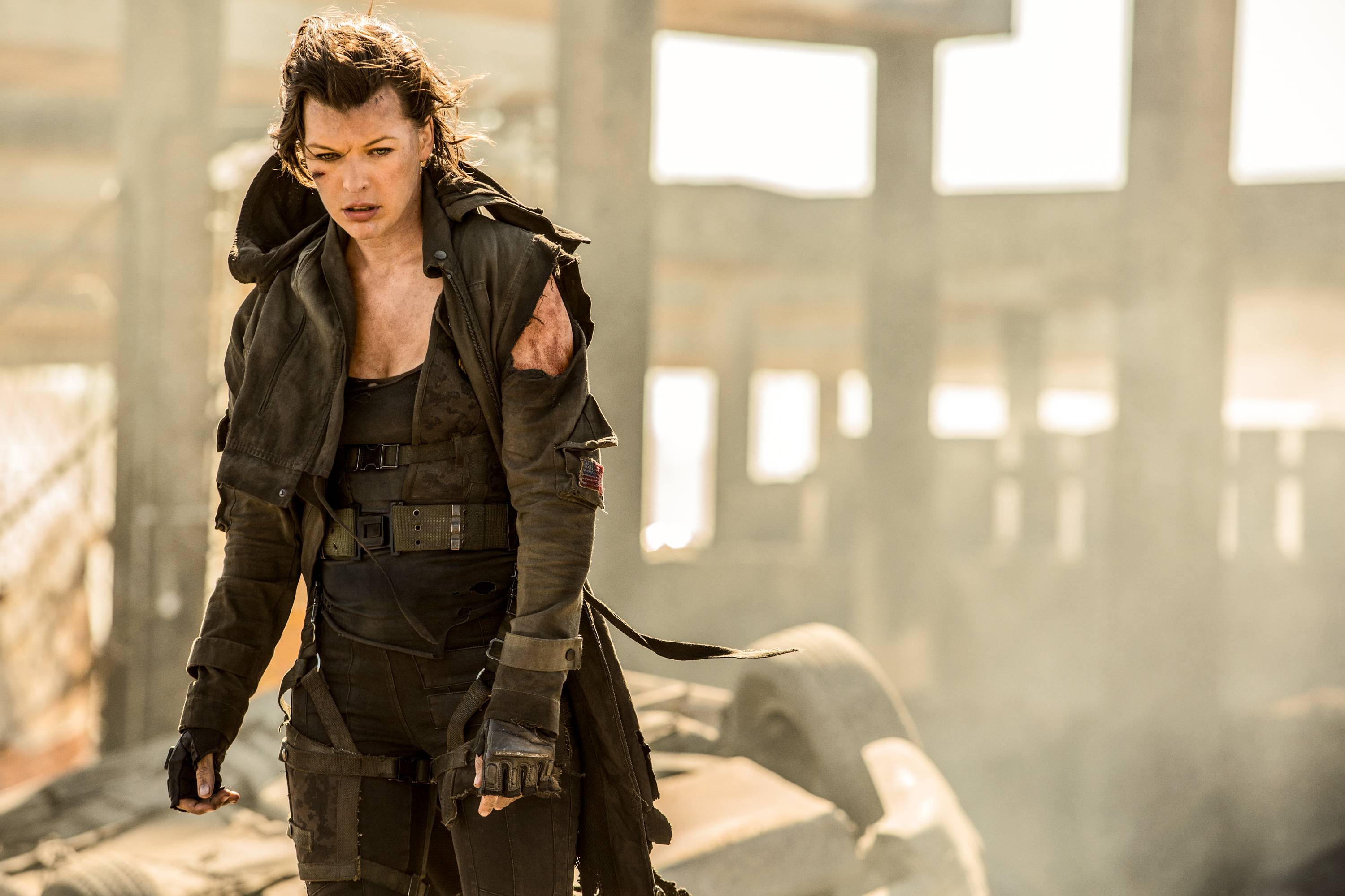 Interview] Milla Jovovich Talks Moving on From 'Resident Evil' and Becoming  a 'Monster Hunter' - Bloody Disgusting