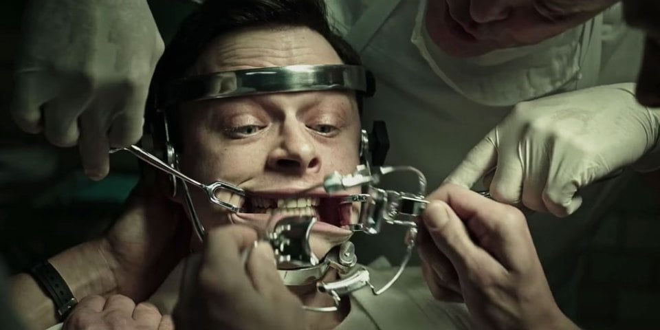 Review] The Interminable 'A Cure For Wellness' is a Feast for the Eyes -  Bloody Disgusting