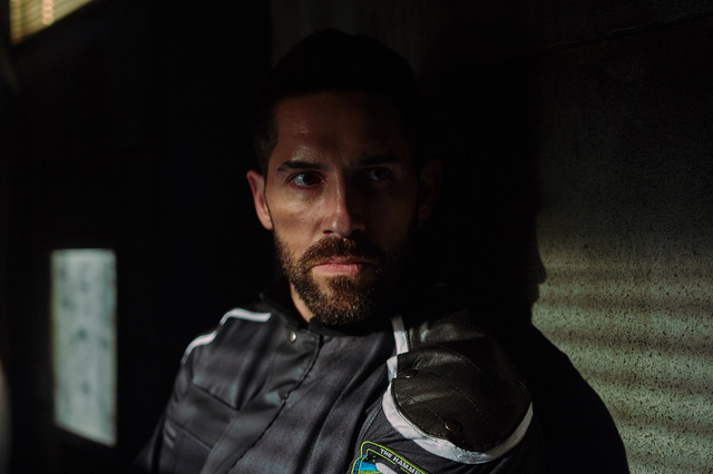 Scott Adkins Goes Rogue in This 'Incoming' Sci-fi Thriller