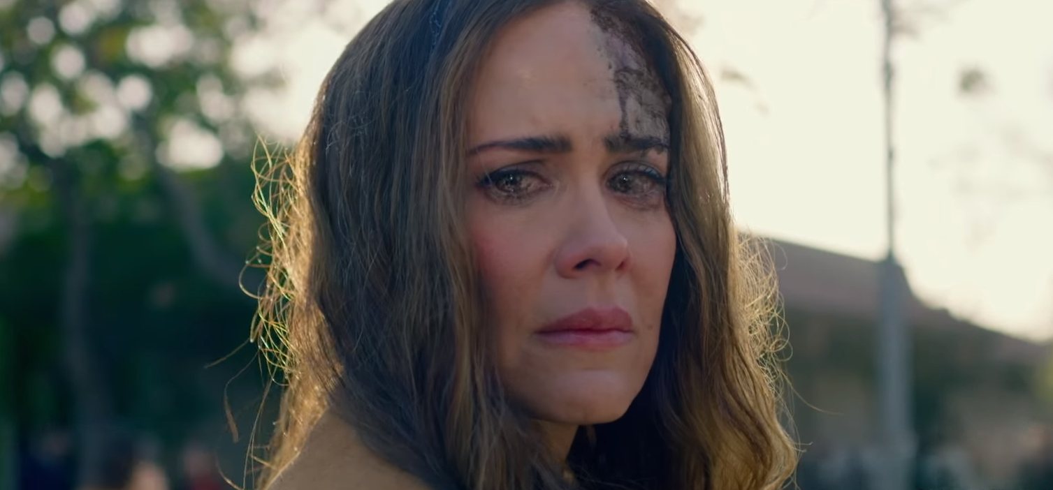 Creatures Stalk Sandra Bullock in New Trailer for Netflix's Survival  Thriller 'Bird Box' - Bloody Disgusting