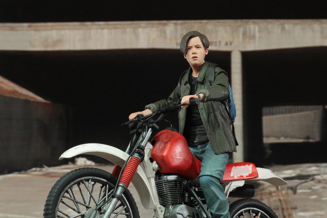 NECA Bringing 'T2' John Connor Action Figure (with Dirt Bike) to SDCC! -  Bloody Disgusting