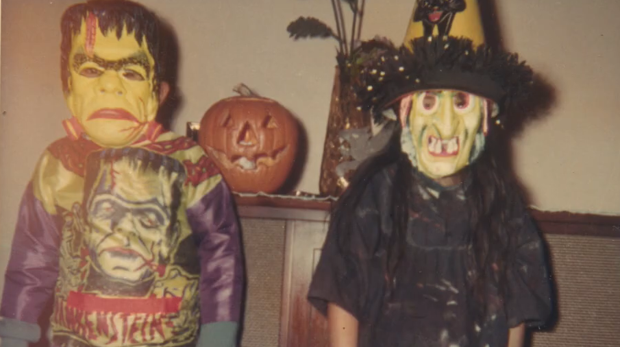 Trailer] Documentary 'Halloween in a Box' Remembers the Halloween Costumes  of the Past - Bloody Disgusting