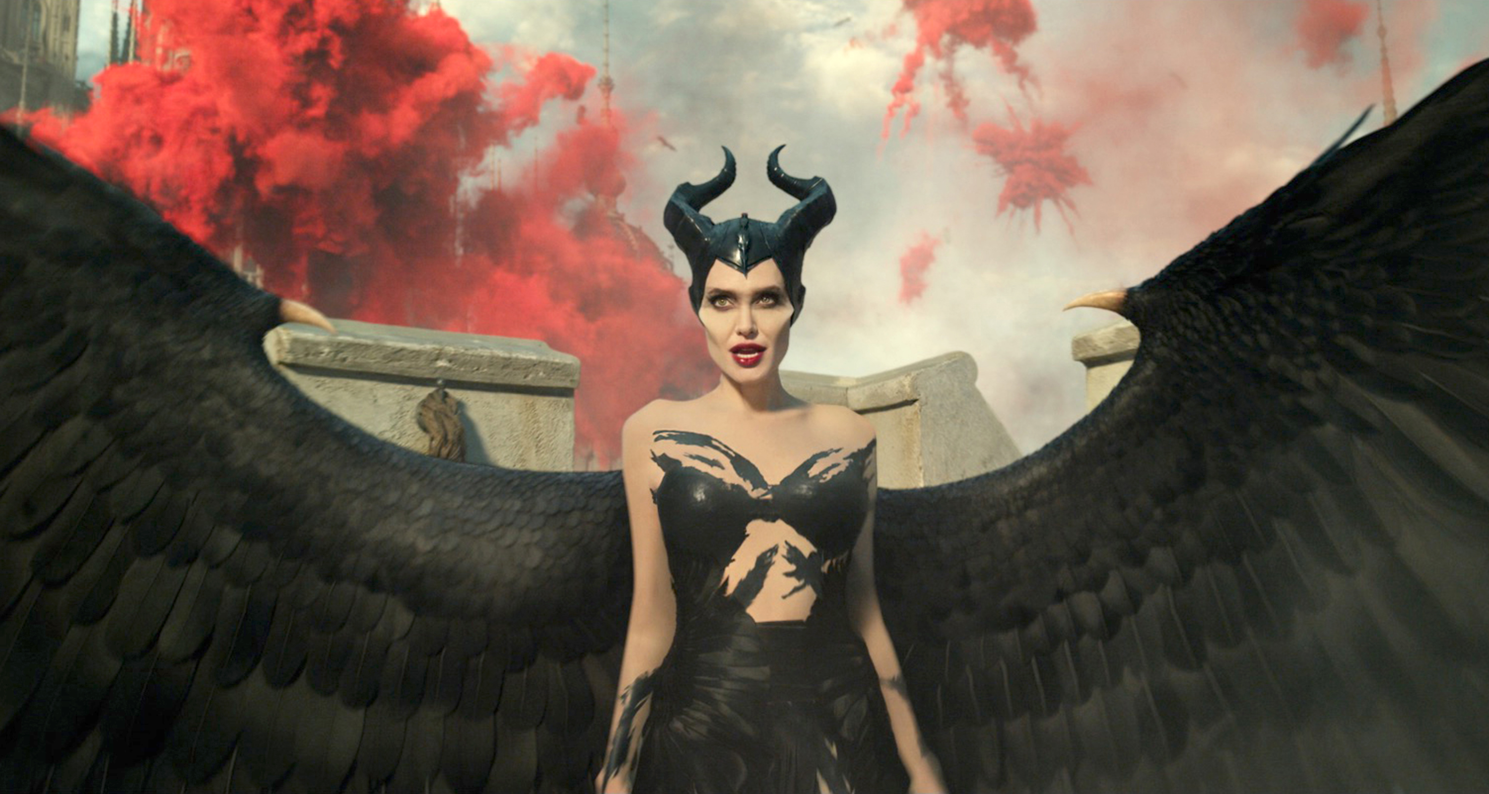 [Box Office] Horror-Themed Films Dominate: 'Maleficent' and 'Zombieland