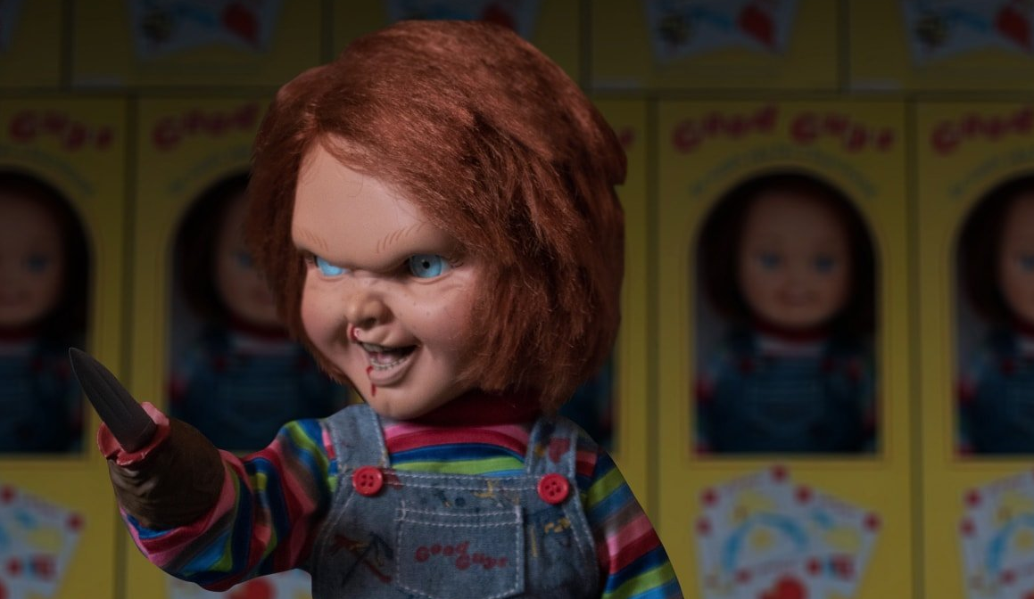 Blonde Haired Chucky Doll with Knife - wide 2