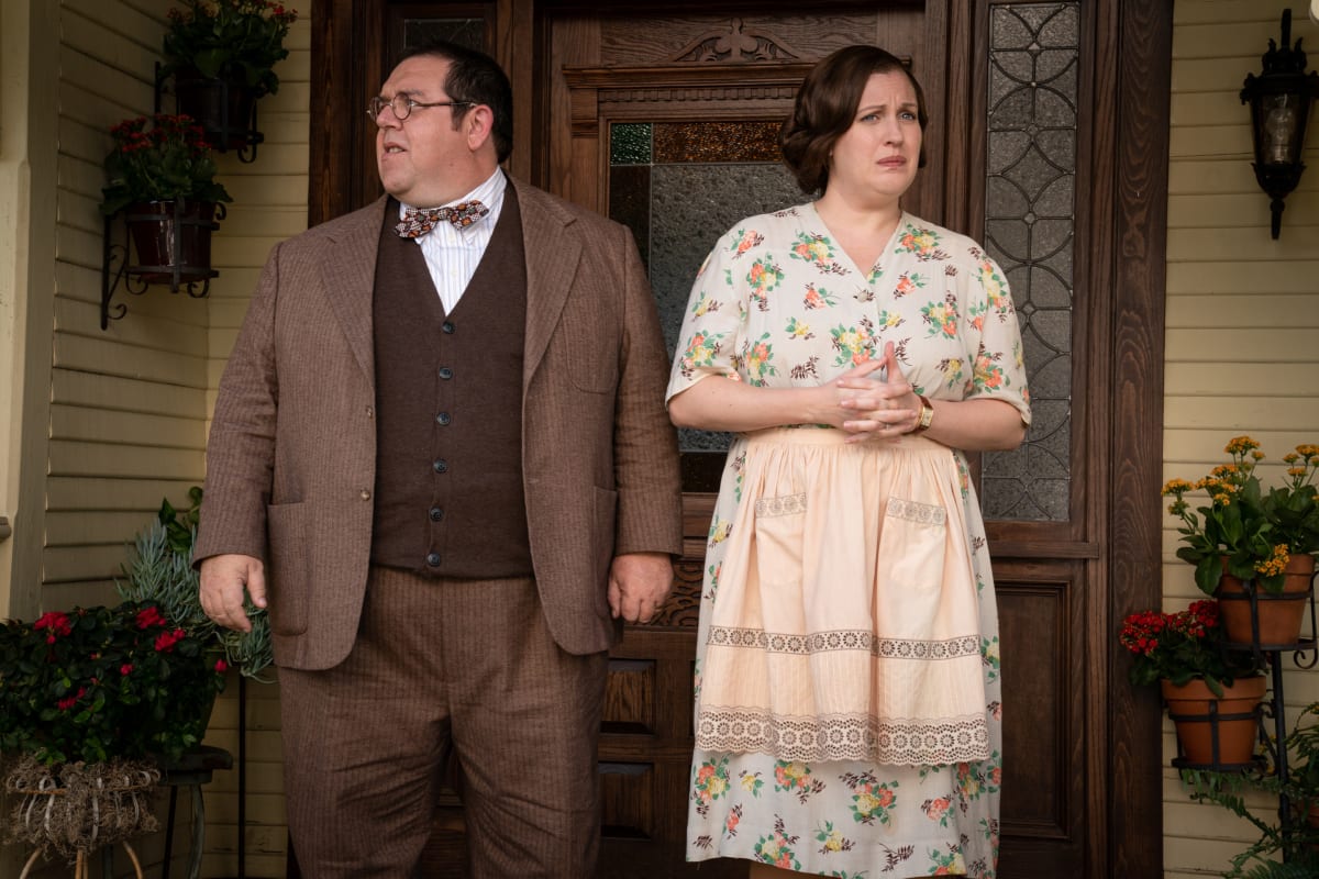 Nick Frost and Allison Tolman dressed in 1940s garb on the set of Why Women Kill