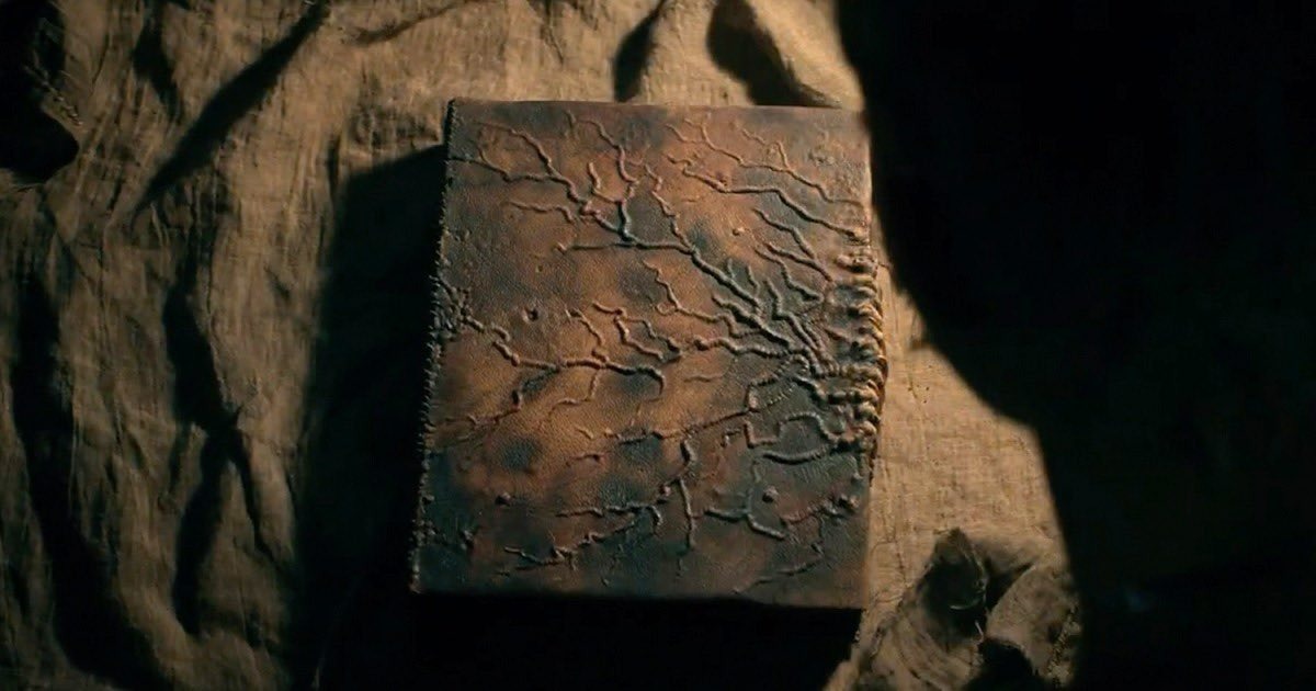Evil Dead Rise' - First Full Clip Unwraps the Franchise's Third Book of the  Dead - Bloody Disgusting
