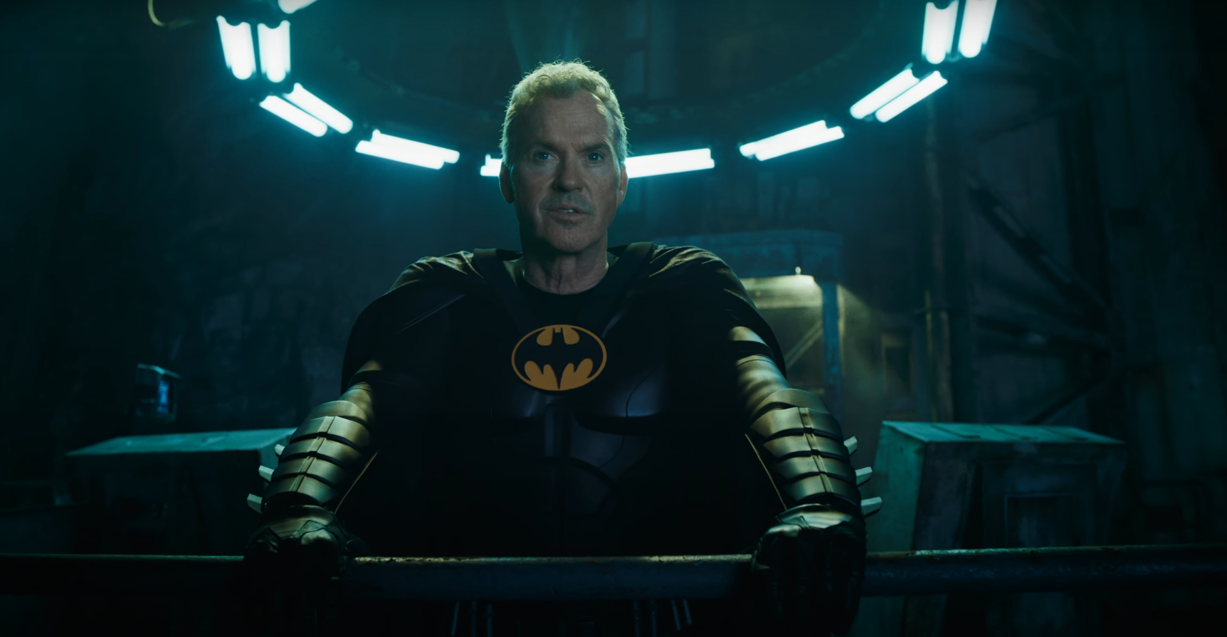 The Flash' - Michael Keaton's Batman Flies, Kicks Ass, and Gets Nuts in  Brand New Second Trailer - Bloody Disgusting