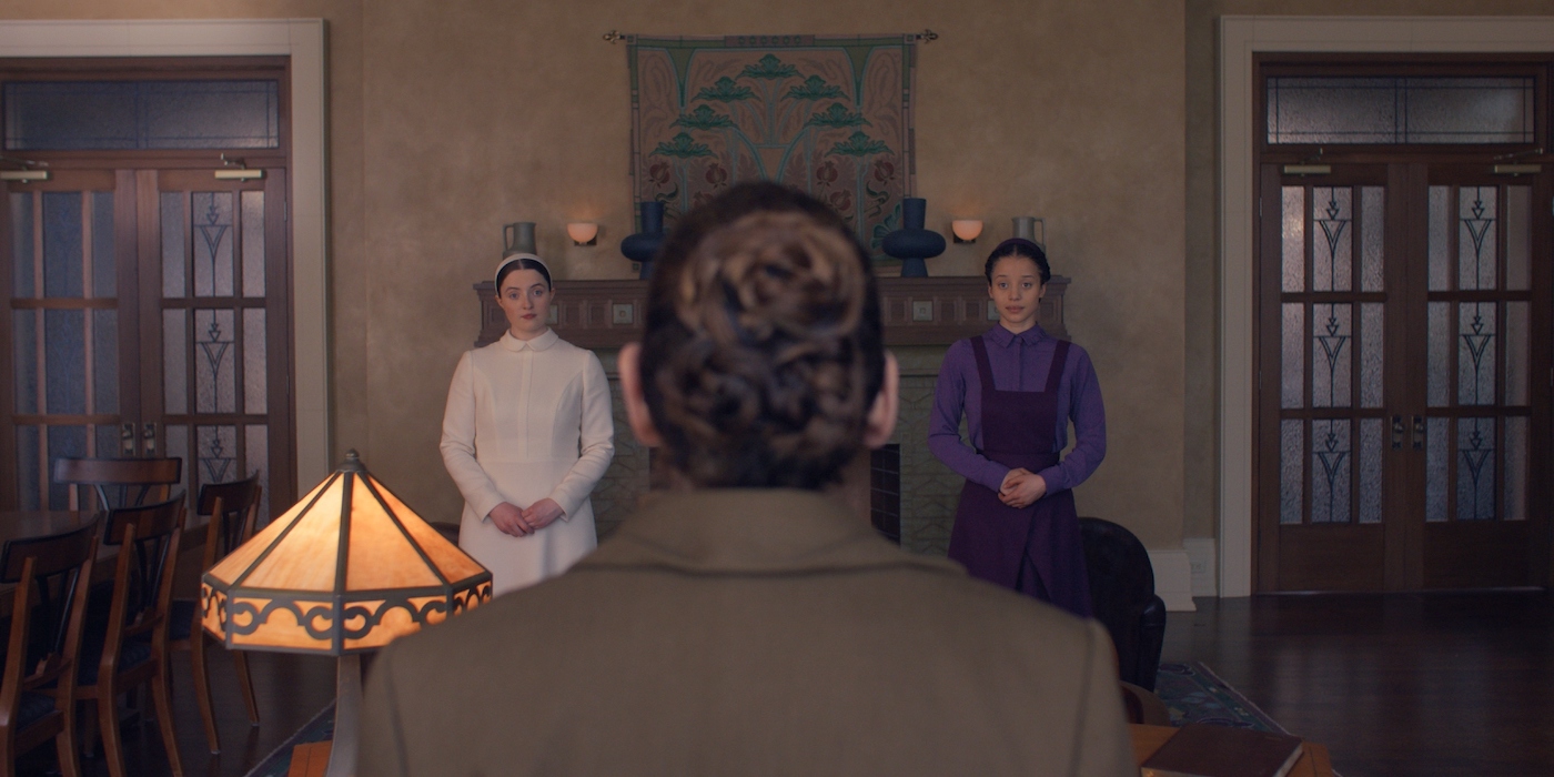 Daisy and Agnes listen to Aunt Lydia in The Testaments.