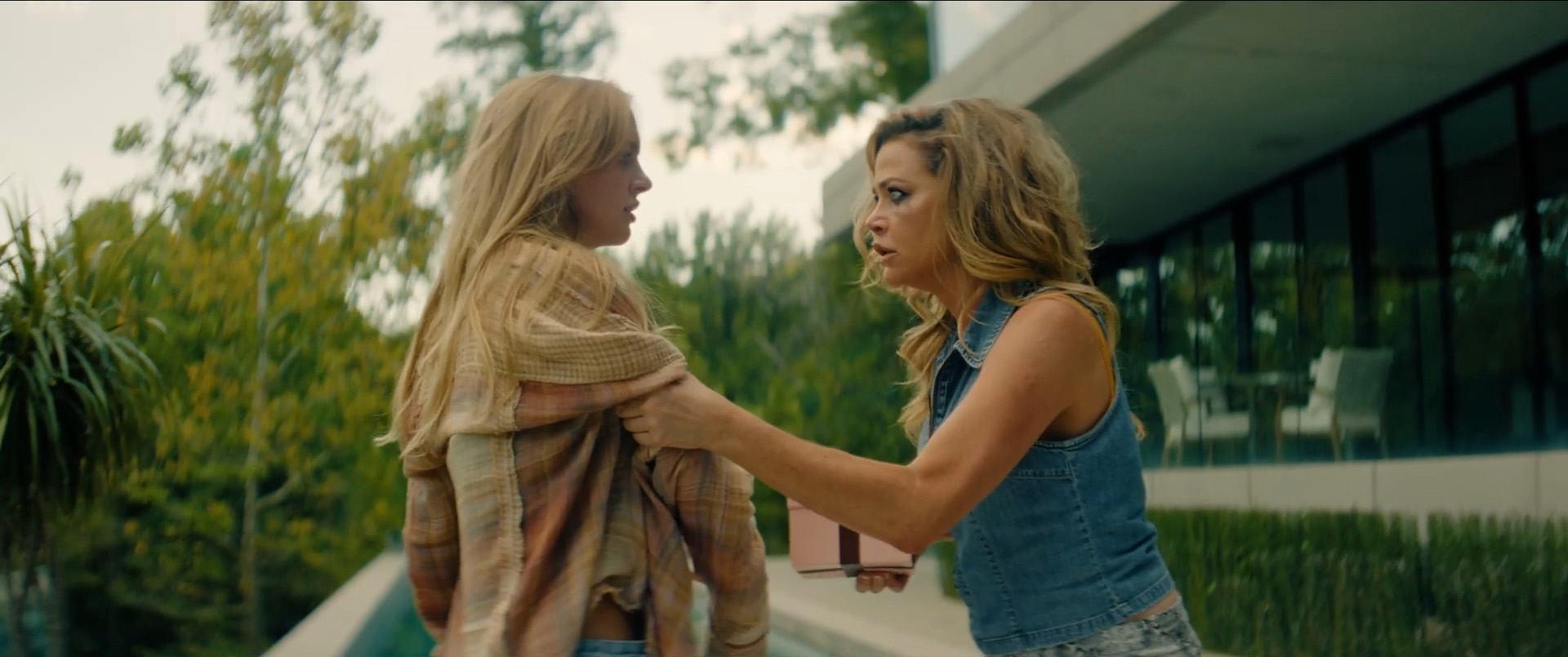 You're Dead to Me Trailer